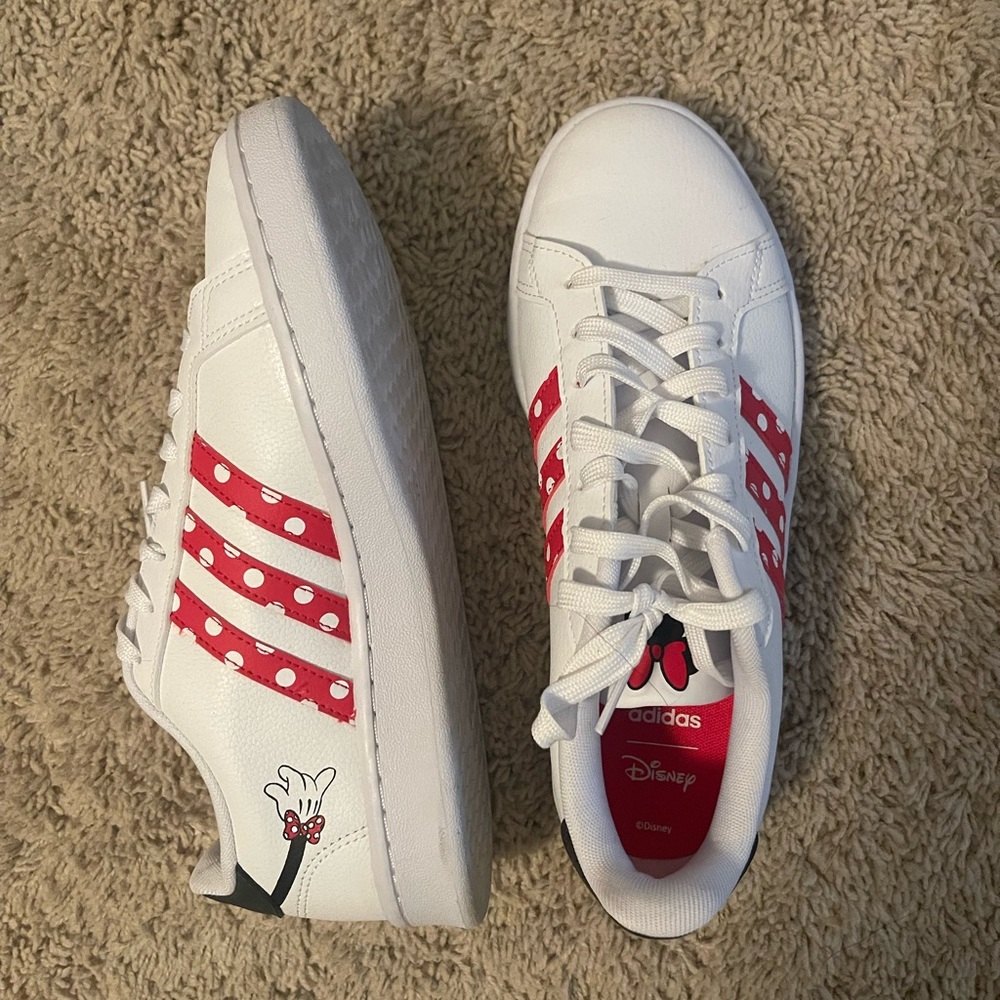 Adidas Minnie Mouse sneakers
